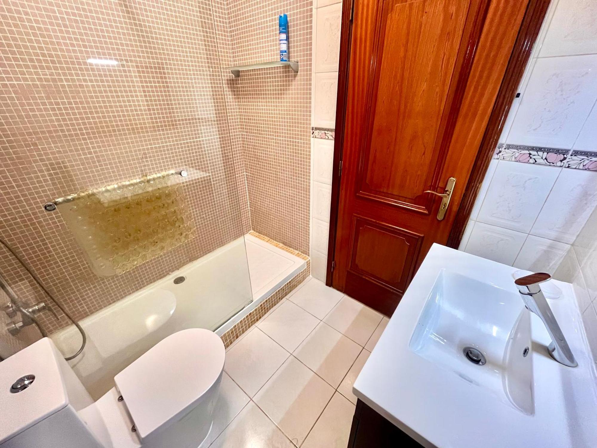 Quarto Boa Localizacao Com Cozinha E Casa De Banho Apartment Caparica Exterior foto